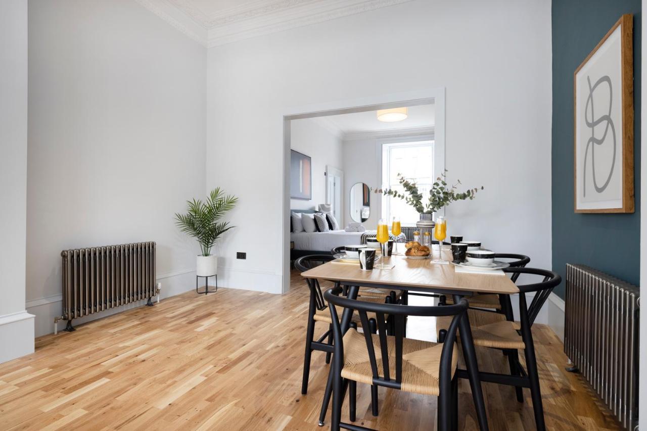 Dragon Suites Luxury Serviced Apartments At Alva Street Edinburgh Bagian luar foto