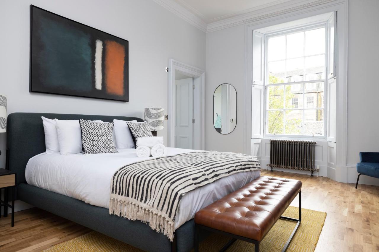 Dragon Suites Luxury Serviced Apartments At Alva Street Edinburgh Bagian luar foto