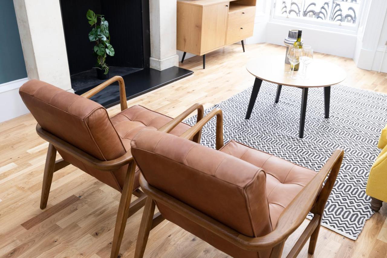 Dragon Suites Luxury Serviced Apartments At Alva Street Edinburgh Bagian luar foto