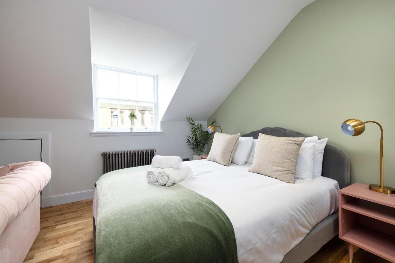 Dragon Suites Luxury Serviced Apartments At Alva Street Edinburgh Bagian luar foto