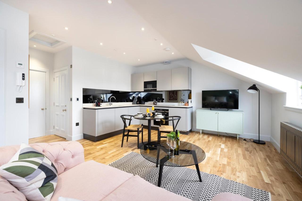 Dragon Suites Luxury Serviced Apartments At Alva Street Edinburgh Bagian luar foto