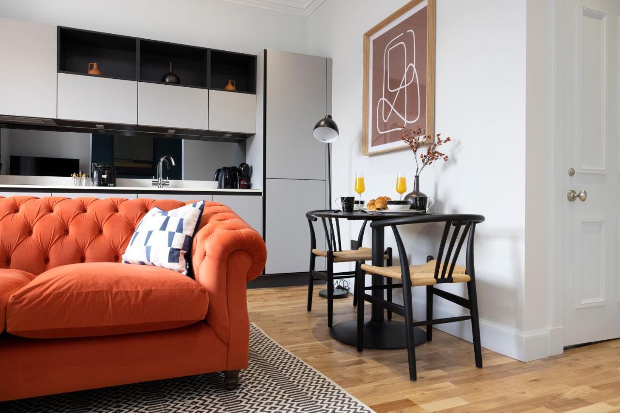 Dragon Suites Luxury Serviced Apartments At Alva Street Edinburgh Bagian luar foto